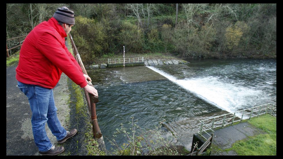 Carreteras con l�mite a 100 por hora.Noem� Mazoy actuar� en la parroquia de San Tirso de Palas de Rei