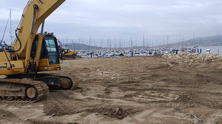 La Justicia abre la puerta a afectados por el relleno del puerto deportivo de Baiona