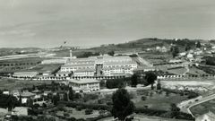 Panorámica de la fábrica de armas de A Coruña en el año 1958. 