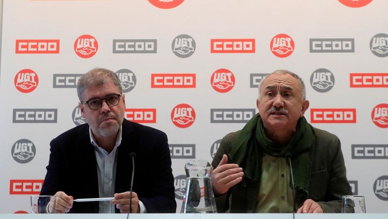 CC.OO. y UGT proponen una subida de los salarios del 12 % en los próximos tres años