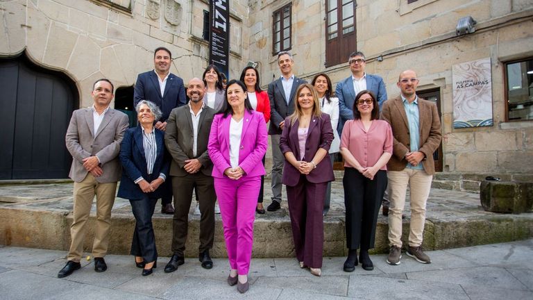 Belén Rubio presume de equipo y avanza una reorganización del campus de Pontevedra