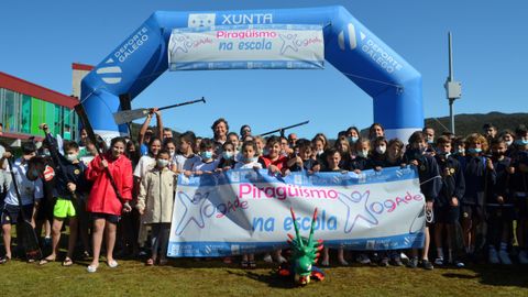 Jos Ramn Lete Lasa estuvo con estudiantes que participaron en la actividad en Pontevedra.