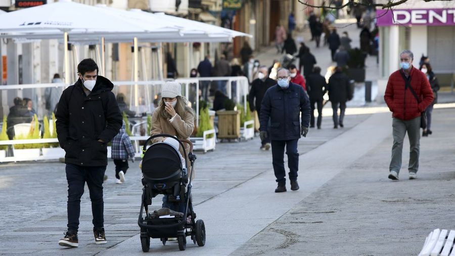 El área de Ferrol esquiva nuevas restricciones por el covid