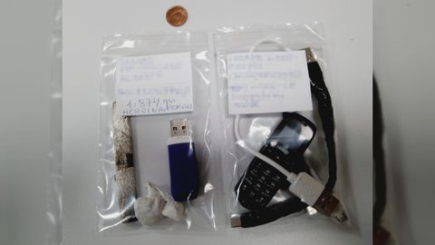 Albal, heroína y un pendrive. Pertenencias de un preso gallego que reutilizaba el papel albal,  la gran sorpresa fue encontrarle una memoria USB.