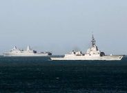 Dos barcos de la Armada patrullan en aguas gaditanas dentro del operativo de seguridad desplegado por la cumbre.