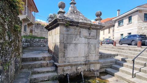 Fuente de Riomuíños, en Tui