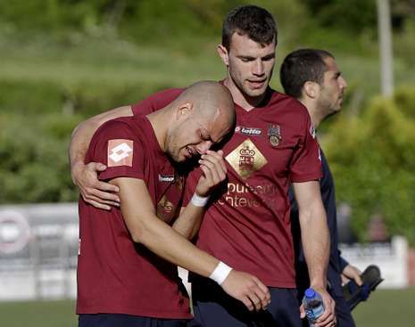 L�grimas en los jugadores del Pontevedra.