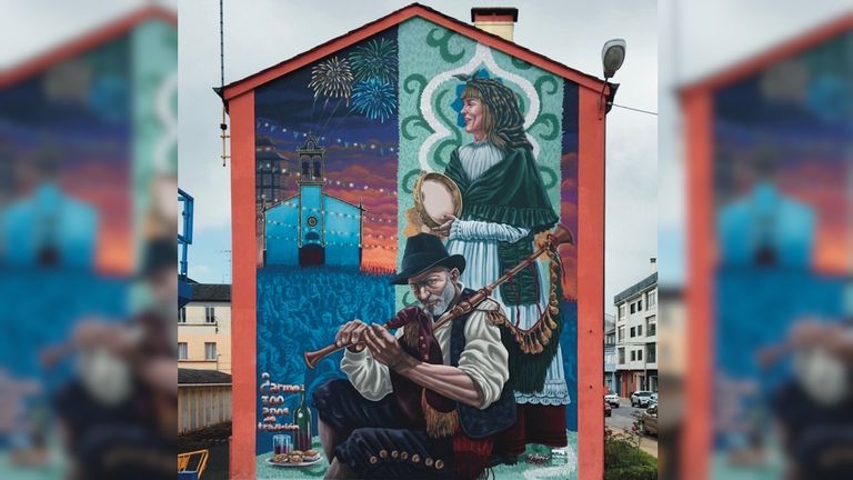 Tres grafitis pintados en Galicia compiten por ser el mejor mural del mundo 2025