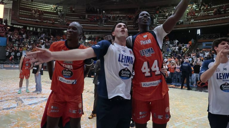 El Leyma Coruña celebrará el ascenso con sus aficionados est