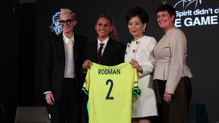 Trinity Rodman, la futbolista de los dos millones de dólares