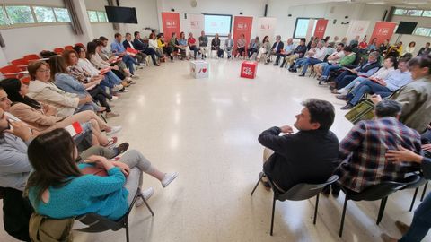 Reunión del comité ejecutivo provincial del PSOE en el aula magna de la UNED en Pontevedra