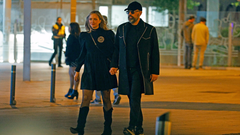 Laia Grassi y Risto Mejido paseando por la calle en una imagen tomada el pasado abril.