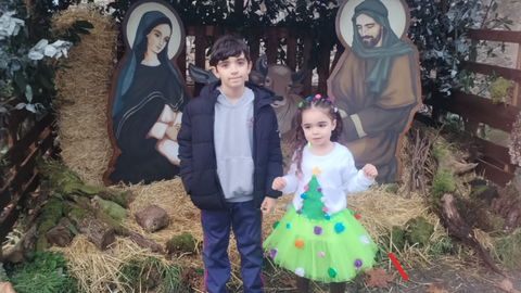 Dos de los cuatro hermanos Bravos que han sido diagnosticados con NEDEGE