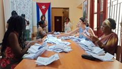 Recuento electoral en un colegio de La Habana