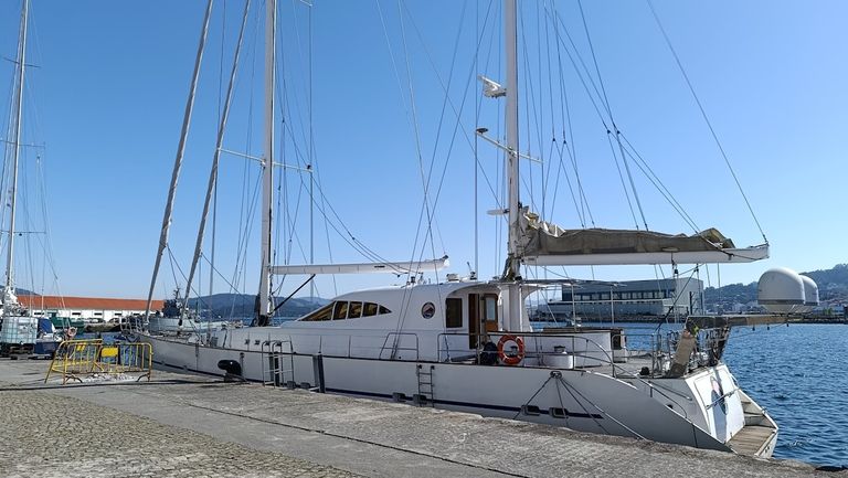 Subastan desde 180.000 euros un narcovelero que se custodia 
