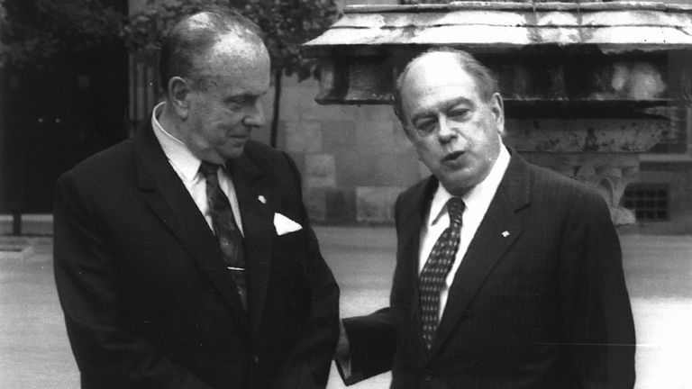 Una comparación entre Fraga y Pujol
