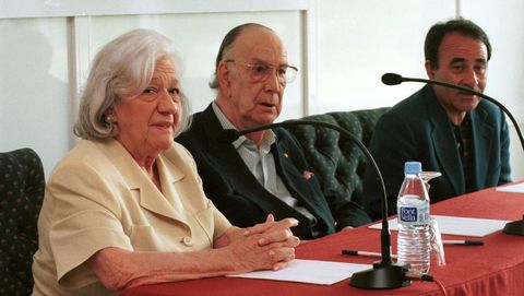 Ana María Matute, Cela y Casares, en la Fundación Cela en 1999.