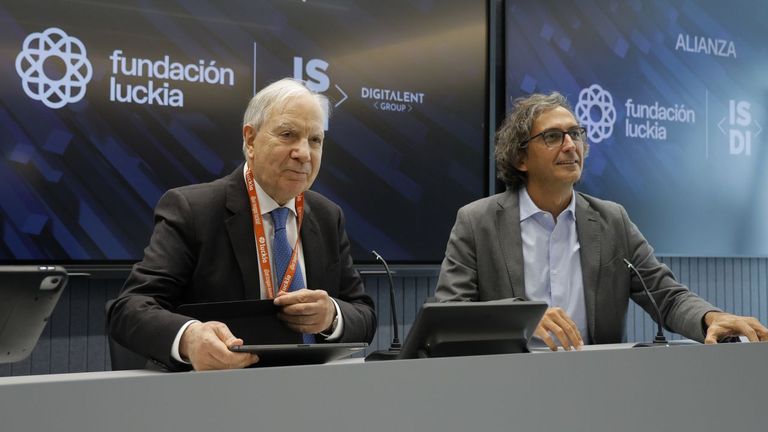 Luckia y la escuela de negocios ISDI lanzan en A Coruña un programa de especialización en IA