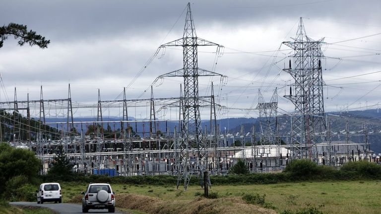 La red eléctrica gallega aumenta su congestión: el 53,5 % de sus enchufes carece de capacidad