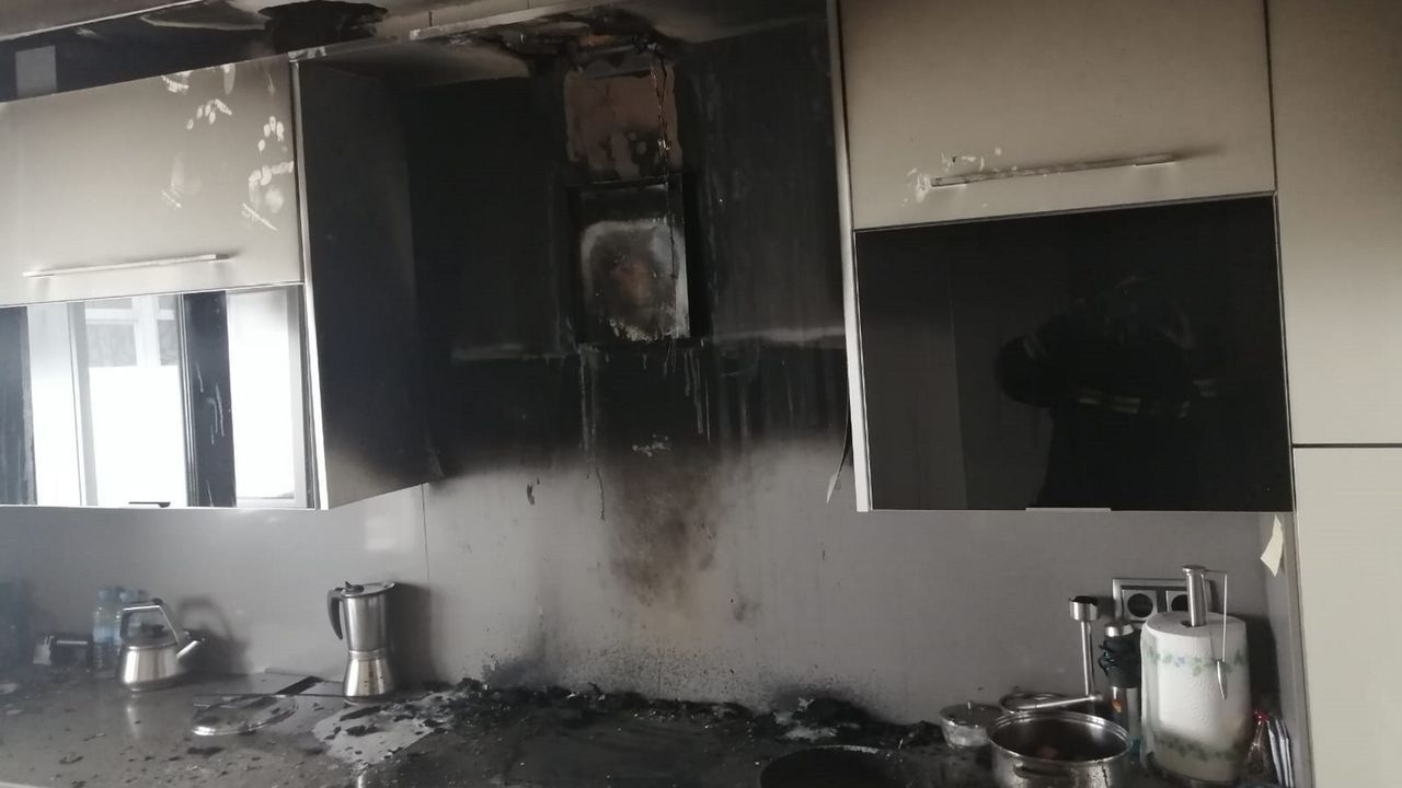 Sofocado Un Incendio En Una Cocina En Muros