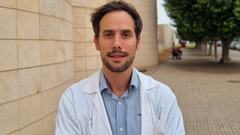 Roi Ribera es especialista en medicina digestiva en el hospital balear de Son Ll�tzer.