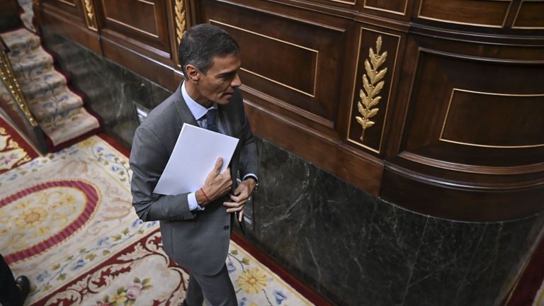 Sánchez, en busca de votos a su izquierda