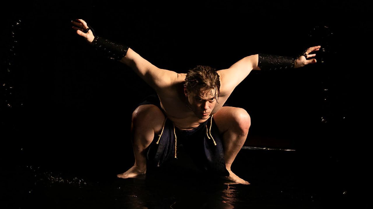 La pera de Sdney, el O2 de Londres, la LEGO House(Billund, Dinamarca) y la estacin del Distrito Financiero Rey Abdullah (Arabia Saud) son algunos ejemplos de trabajos diseados o planteados por participantes en Corua Martima