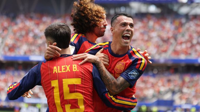España despliega sus alas frente a Austria y pone rumbo a octavos (3-0)