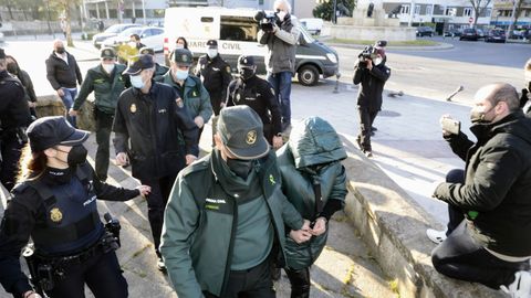 Llegada de Ana Sandamil a la Audiencia Provincial de Lugo el tercer día del juicio.
