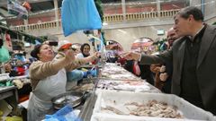 Jos Ramn Gmez Besteiro visit este sbado el mercado de abastos de Pontevedra