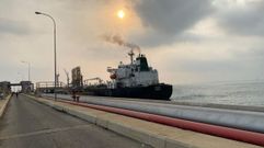 El buque iran Fortune fue uno de los petroleros que logr atraca en mayo en el puerto El Palito, una de las mayores refineras de Venezuela