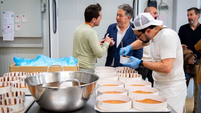 «Tri empanada» para triatletas, otro apoyo a las Series Mundiales