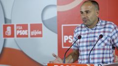 El secretario de Organizacin del PSOE de Gijn informa en rueda de prensa la apertura del procedimiento de recogida de firmas para habilitar un proceso de primarias 