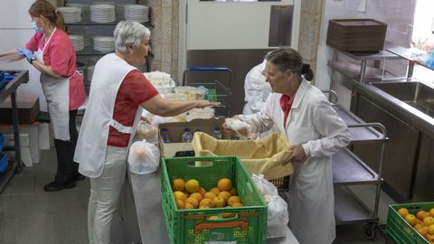 Trabajadoras de la Cocina Econmica en una imagen de archivo