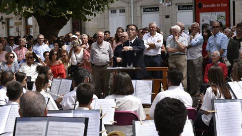 La Banda Municipal de la Escola de Msica de Cee ofreci el martes un concierto en la Praza Domingo Antonio de Andrade
