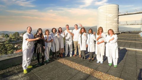 El equipo del servicio de Aparato Digestivo del CHOP pontevedrés recibió dos premios en dos días, el Best in Class como mejor unidad de hepatitis C en atención al paciente y el de ACIS por un estudio sobre el VIH