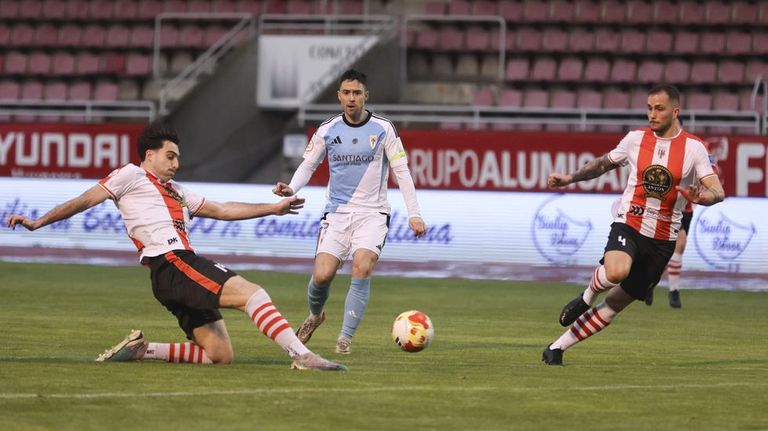 El Compos madrugará para visitar el domingo al Silva