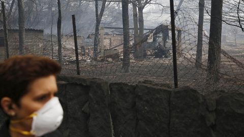 Incendio forestal en Abelenda das Penas, en Carballeda de Avia