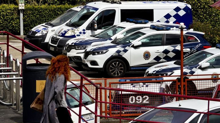 La Policía Local de Vigo patrulla con 11 coches de «renting» con la ITV caducada desde noviembre