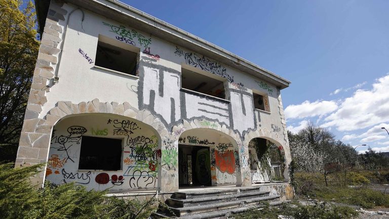 Los edificios e instalaciones de Lugo que llevan años sin uso público