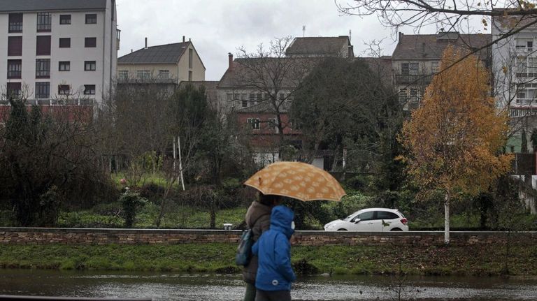 La zona por la que se prolongará la calle Rof Codina, vista desde el Parque dos Condes