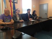El alcalde explic� las medidas que se tomar�n acompa�ado de los dem�s miembros del grupo popular