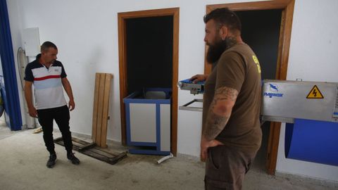Varios muebles habían sido desplazados y utilizados para romper otras puertas y forzar otras habitaciones