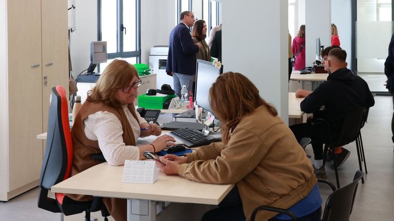 De ocho a ocho: la página web del SEPE solo tramita subsidios a los parados en horario de oficina