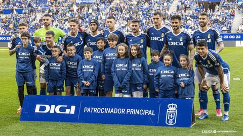 Once inicial del Real Oviedo ante el Eibar