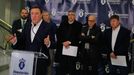 El presidente de la Diputacin de A Corua, Valentn Gonzlez Formoso, tras la reunin con el sector de la pesca del cerco y artes menores afectados por el parn biolgico