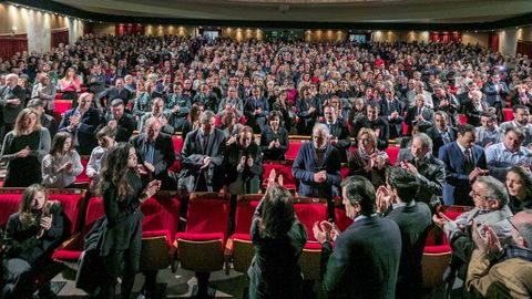 El Teatro de La Laboral de Gijn acoge el acto de despedida del que fuera presidente del Principado durante doce aos y alcalde de la ciudad otros tantos, Vicente lvarez Areces
