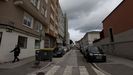 La calle Ribadavia se encuentra entre la ronda de Nelle y la avenida de los Mallos