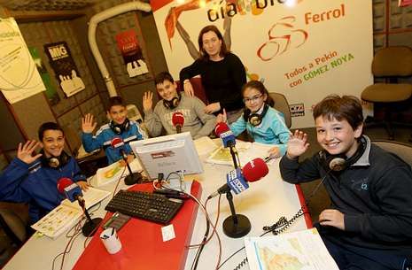 Os alumnos do colexio Eladio Mu��os, de Cabanas (na imaxe), ga�aron o Ecopreguntoiro 2013.