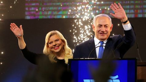 Netanyahu y su mujer, Sara 